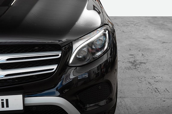 Mercedes-Benz GLC350 e 4 of 25