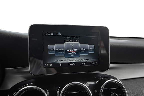 Mercedes-Benz GLC350 e 20 of 25