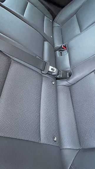 Hyundai IONIQ 29 of 30