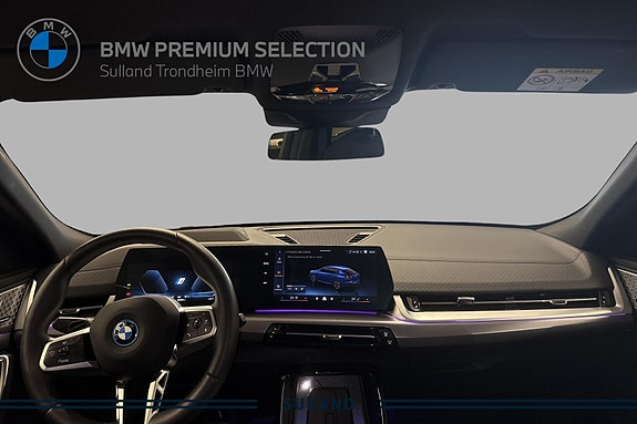BMW iX2 23 of 25