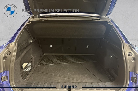 BMW iX2 20 of 25