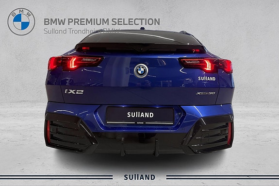 BMW iX2 4 of 25