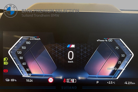 BMW iX2 11 of 25