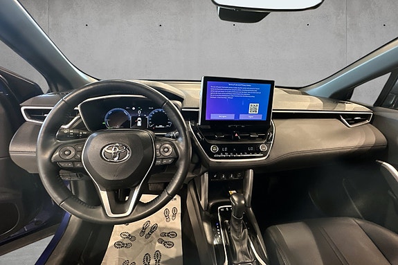 Toyota Corolla Cross 9 of 20