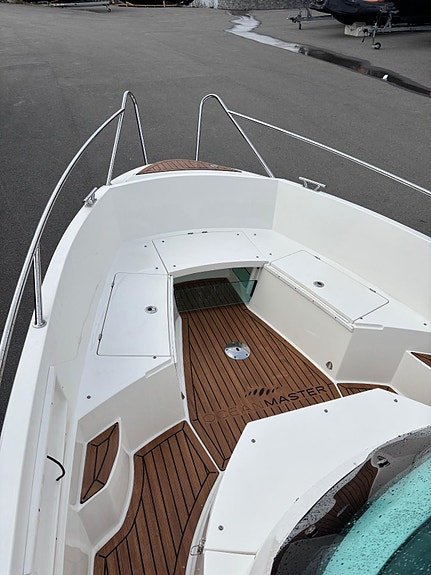 Nye typen Oceanmaster 630WA. 2020 mod motor. Stor service i 2025. 4 år n.gang. 19 of 20