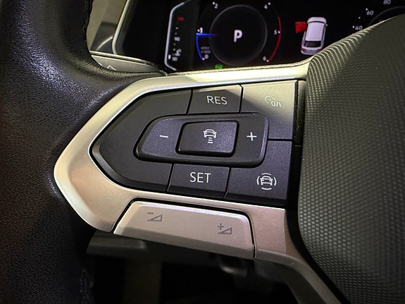 Volkswagen Tiguan 22 of 30