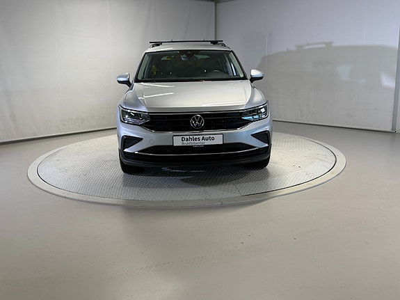 Volkswagen Tiguan 15 of 30
