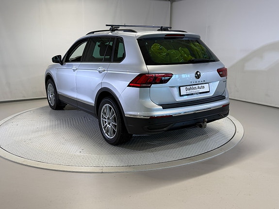 Volkswagen Tiguan 17 of 30