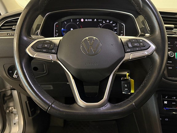 Volkswagen Tiguan 21 of 30
