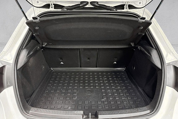 Mercedes-Benz A200 17 of 24