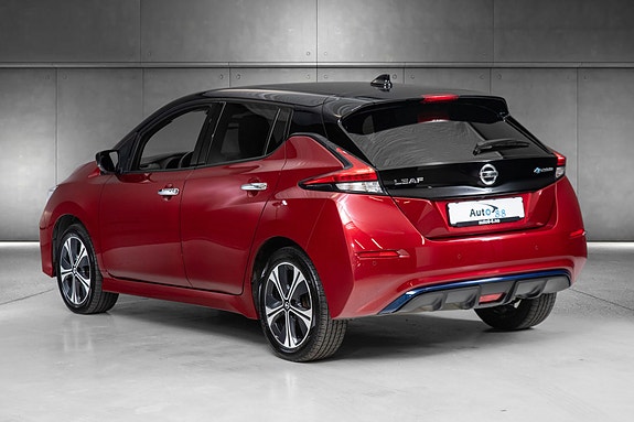 Nissan Leaf 7 of 23