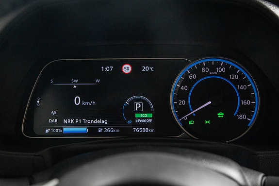 Nissan Leaf 11 of 23