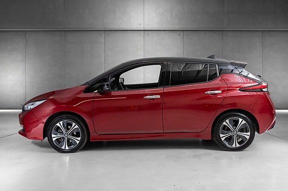 Nissan Leaf 6 of 23