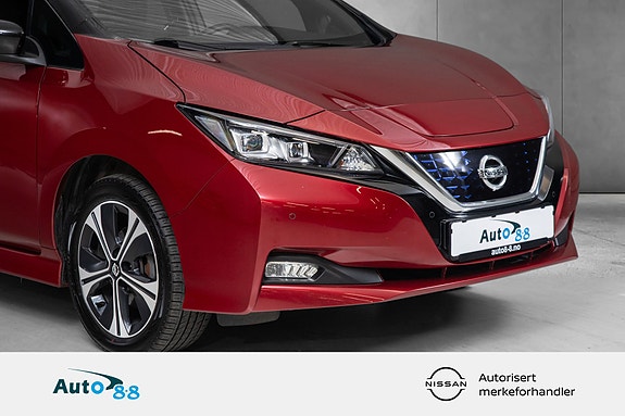 Nissan Leaf 2 of 23