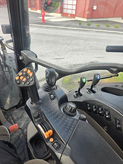 CASE IH Luxxum 120 16 of 21