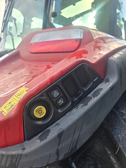 CASE IH Luxxum 120 10 of 21