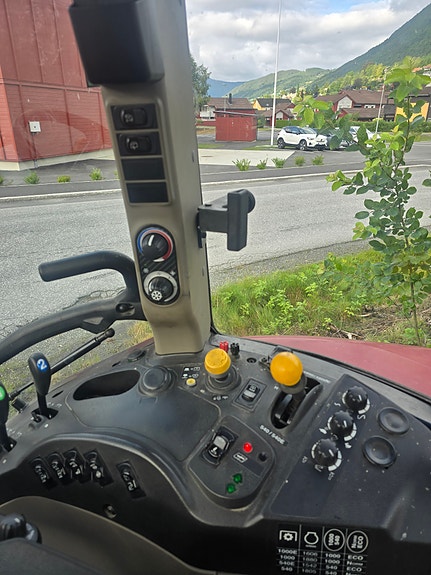 CASE IH Luxxum 120 18 of 21