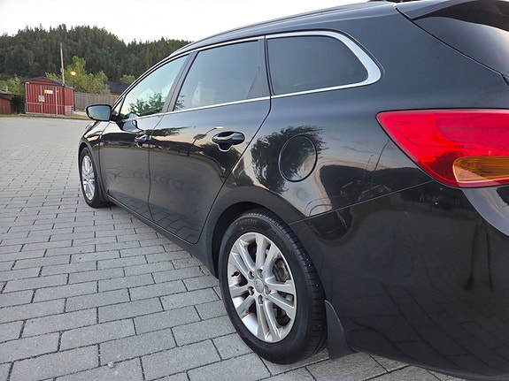Kia Ceed 5 of 25