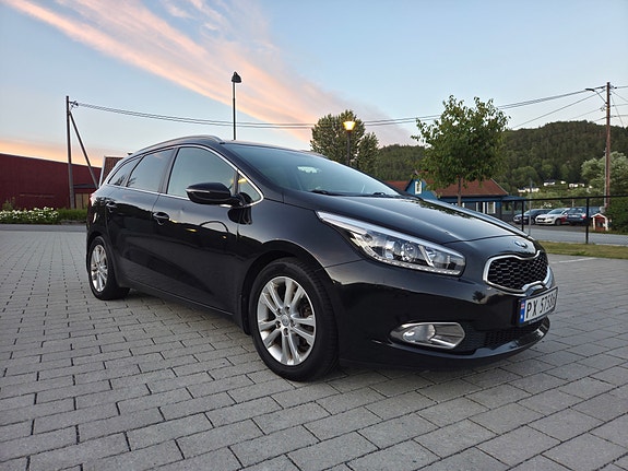 Kia Ceed 10 of 25