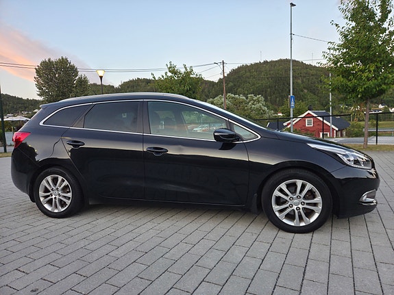 Kia Ceed 9 of 25