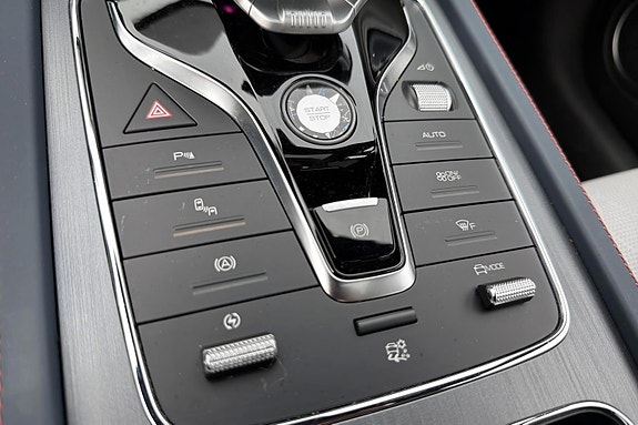 BYD Atto 3 15 of 24