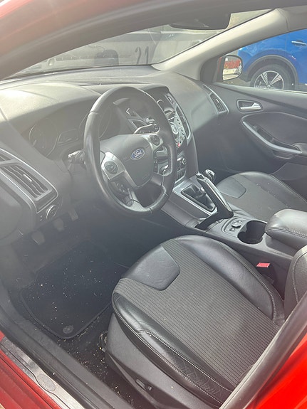Ford Focus 8 of 10