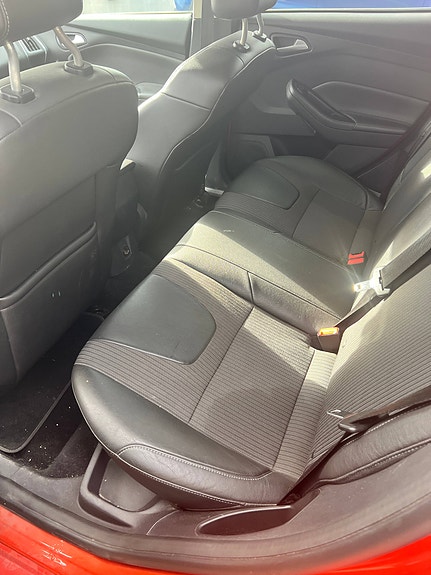 Ford Focus 9 of 10