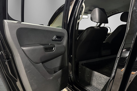 Volkswagen Amarok 26 of 30