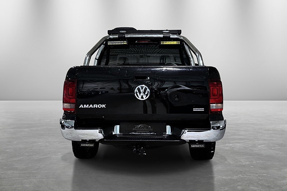 Volkswagen Amarok 8 of 30