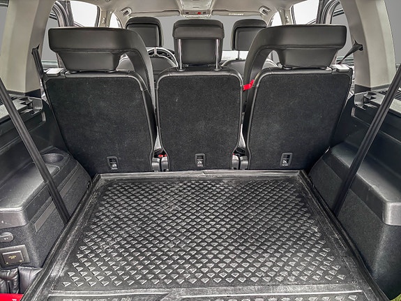 Volkswagen Touran 25 of 30