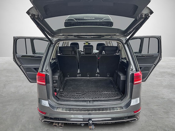 Volkswagen Touran 24 of 30