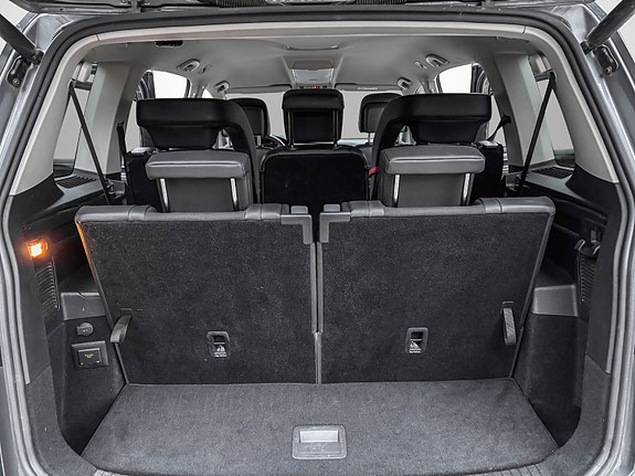 Volkswagen Touran 26 of 30