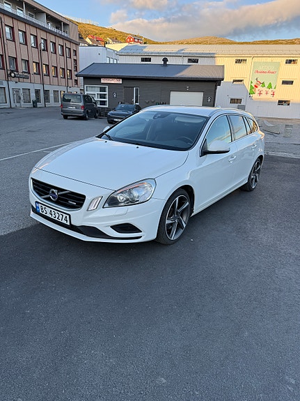 Volvo V60 11 of 14