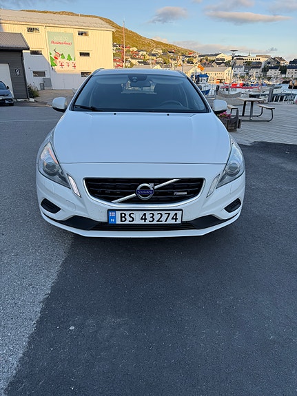 Volvo V60 7 of 14