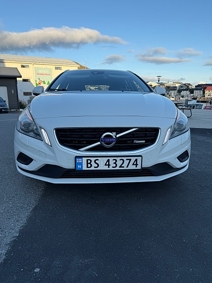 Volvo V60 12 of 14