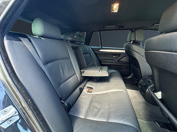 BMW 520d 15 of 30