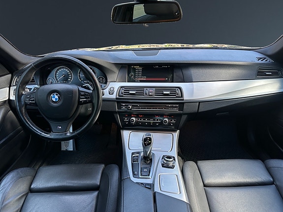 BMW 520d 11 of 30