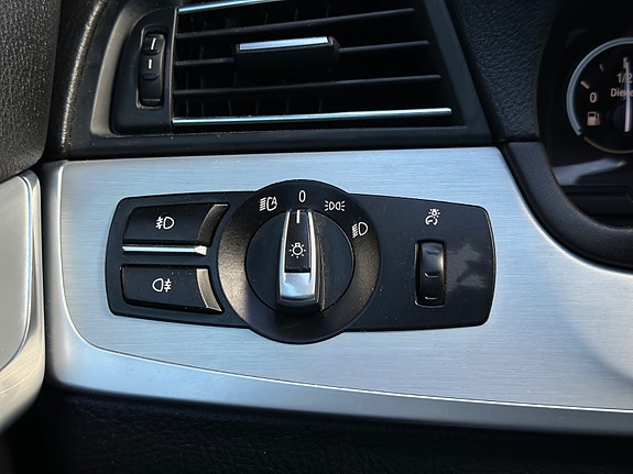 BMW 520d 30 of 30