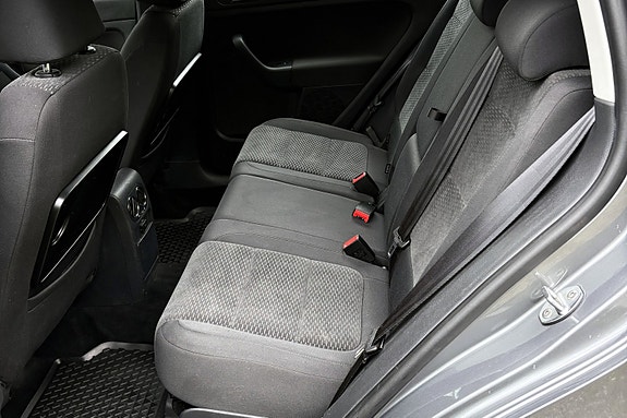 Volkswagen Golf Plus 8 of 13