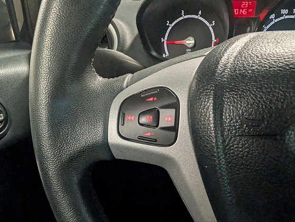 Ford Fiesta 17 of 26