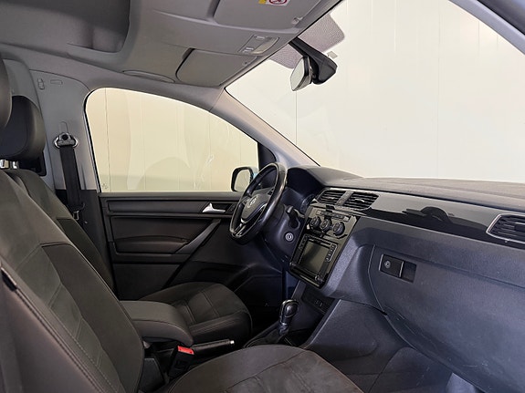 Volkswagen Caddy Maxi 4 of 23