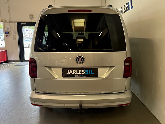 Volkswagen Caddy Maxi 10 of 23
