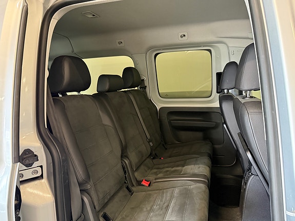 Volkswagen Caddy Maxi 8 of 23