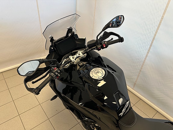BMW S 1000 XR 7 of 7