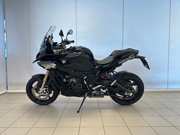 BMW S 1000 XR 4 of 7