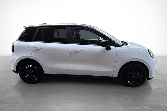 JAC E30X 4 of 18