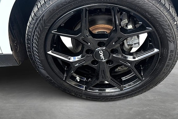 JAC E30X 7 of 18