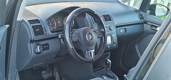 Volkswagen Touran 10 of 10