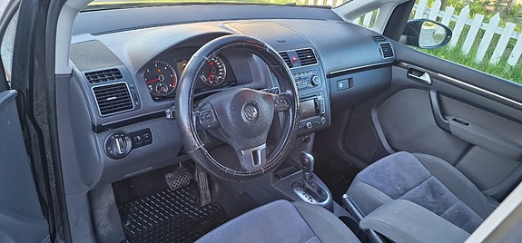 Volkswagen Touran 9 of 10