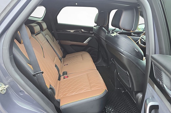 BYD Tang 18 of 24